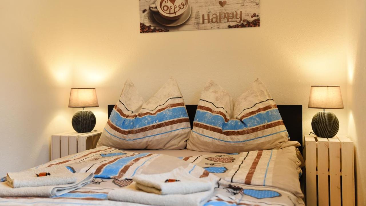 Апартаменты 80 M2 Haushaelfte, 3 Zimmer, Parkplaetze, Bis 6 Pers Вангле Экстерьер фото