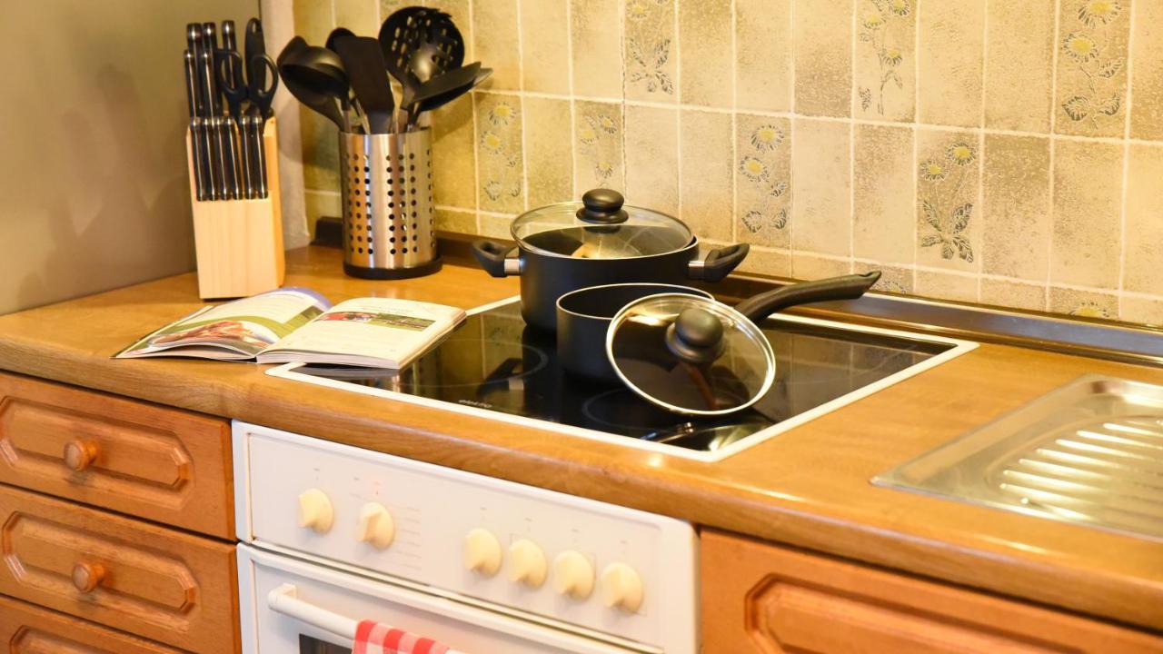 Апартаменты 80 M2 Haushaelfte, 3 Zimmer, Parkplaetze, Bis 6 Pers Вангле Экстерьер фото